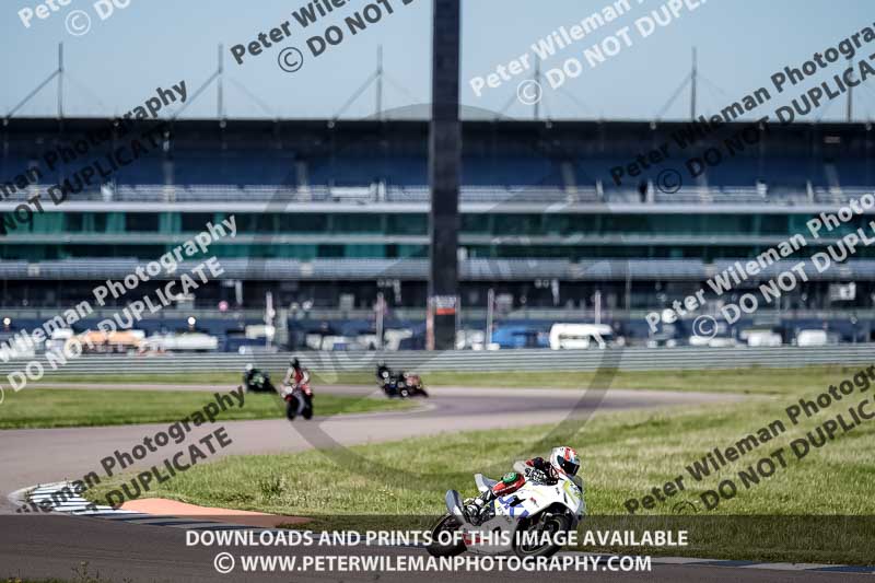 Rockingham no limits trackday;enduro digital images;event digital images;eventdigitalimages;no limits trackdays;peter wileman photography;racing digital images;rockingham raceway northamptonshire;rockingham trackday photographs;trackday digital images;trackday photos